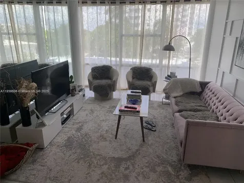 900 Bay Drive Miami Beach FL 33141