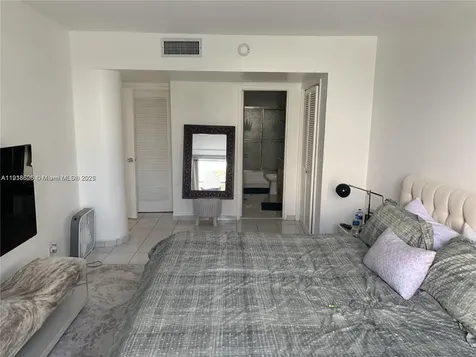 900 Bay Drive Miami Beach FL 33141