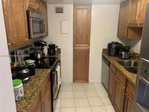 900 Bay Drive Miami Beach FL 33141
