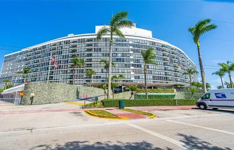 900 Bay Drive Miami Beach FL 33141
