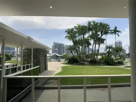 900 Bay Drive Miami Beach FL 33141
