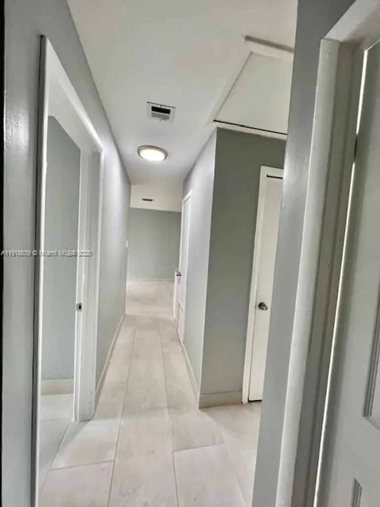 1436 NW 24th Terrace Fort Lauderdale FL 33311