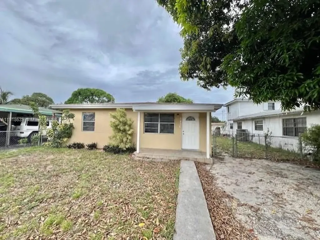 1436 NW 24th Terrace Fort Lauderdale FL 33311