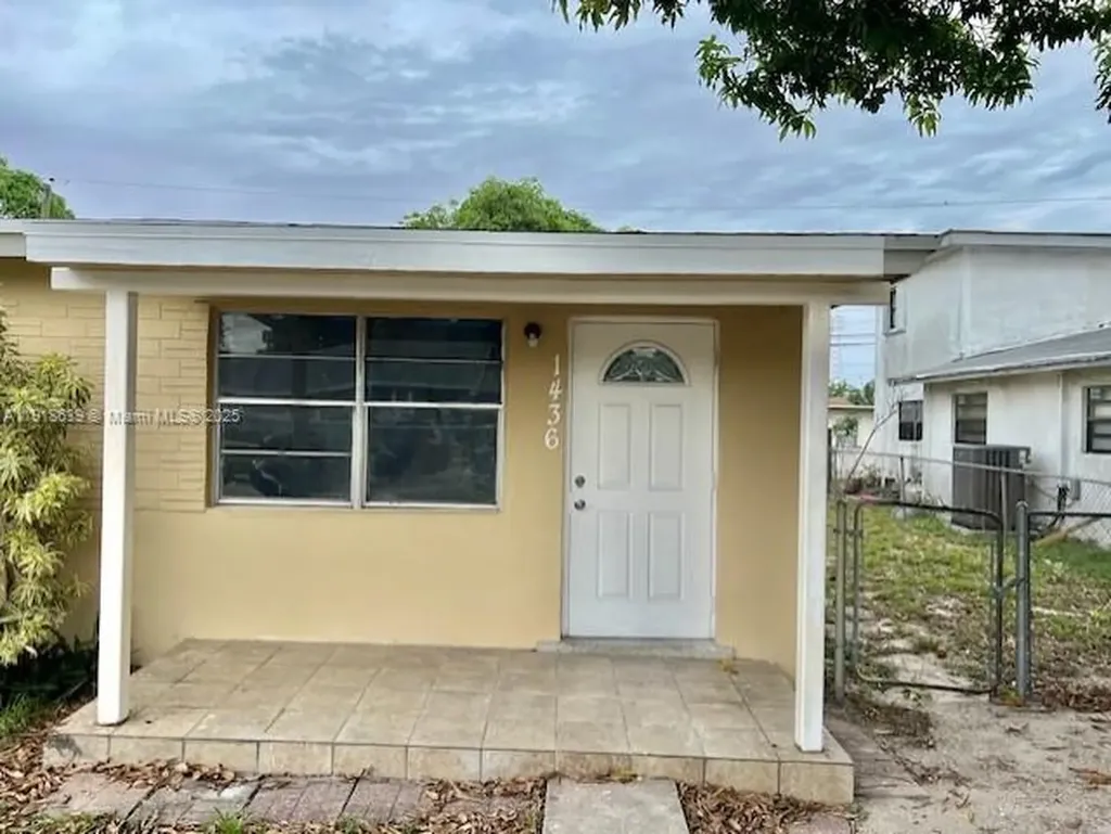 1436 NW 24th Terrace Fort Lauderdale FL 33311