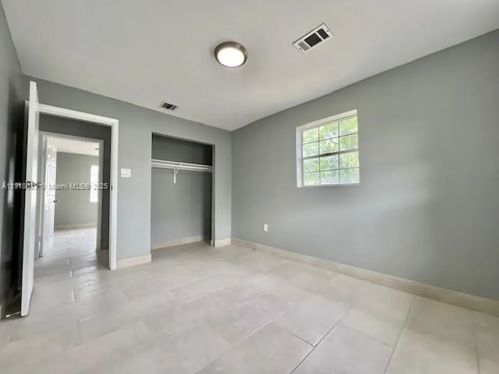 1436 NW 24th Terrace Fort Lauderdale FL 33311