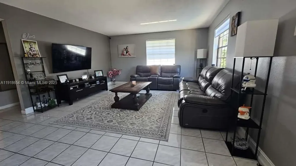 3307 NW 108th Drive Coral Springs FL 33065