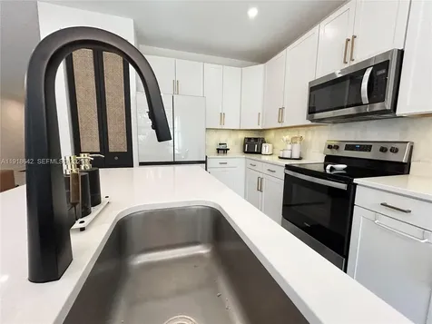 228 NW 36th Avenue Pompano Beach FL 33069