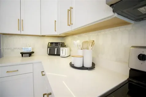 228 NW 36th Avenue Pompano Beach FL 33069
