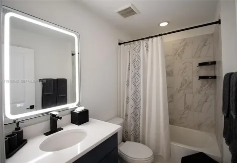 228 NW 36th Avenue Pompano Beach FL 33069