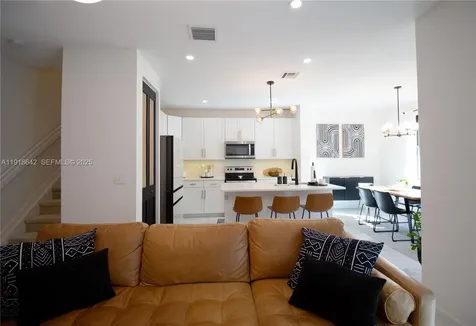 228 NW 36th Avenue Pompano Beach FL 33069