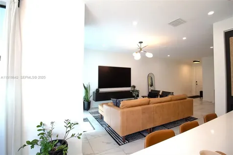228 NW 36th Avenue Pompano Beach FL 33069
