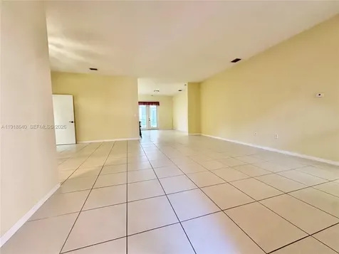 2635 SE 5th Court Homestead FL 33033