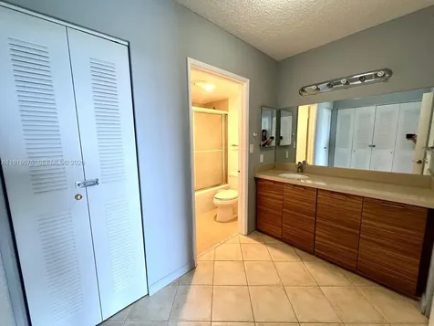 20515 E Country Club Drive Aventura FL 33180