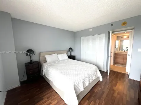 20515 E Country Club Drive Aventura FL 33180
