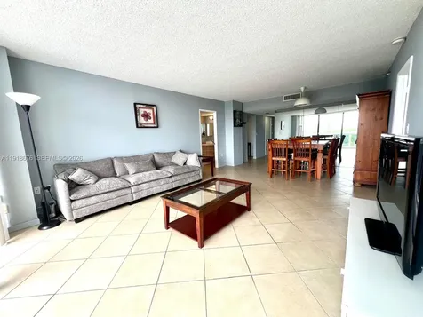 20515 E Country Club Drive Aventura FL 33180