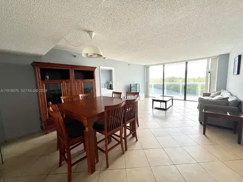 20515 E Country Club Drive Aventura FL 33180