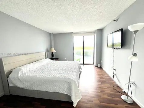 20515 E Country Club Drive Aventura FL 33180