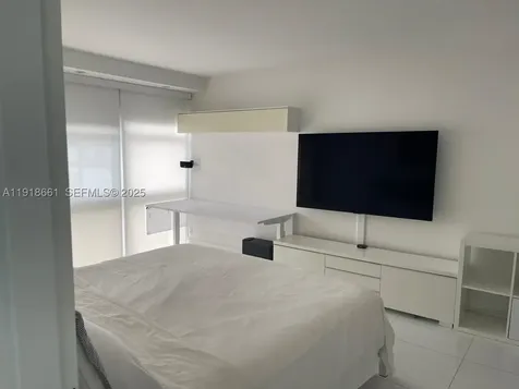 16909 N Bay Road Sunny Isles Beach FL 33160