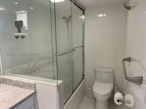 16909 N Bay Road Sunny Isles Beach FL 33160
