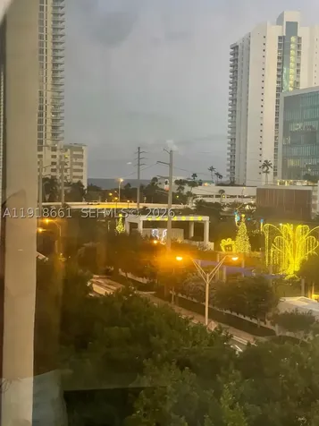 16909 N Bay Road Sunny Isles Beach FL 33160