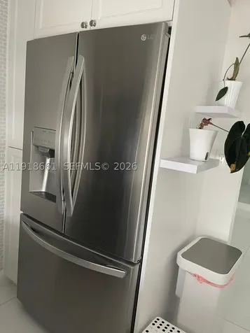 16909 N Bay Road Sunny Isles Beach FL 33160
