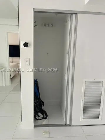 16909 N Bay Road Sunny Isles Beach FL 33160