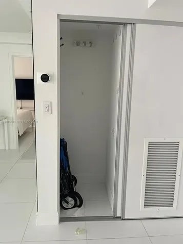 16909 N Bay Road Sunny Isles Beach FL 33160
