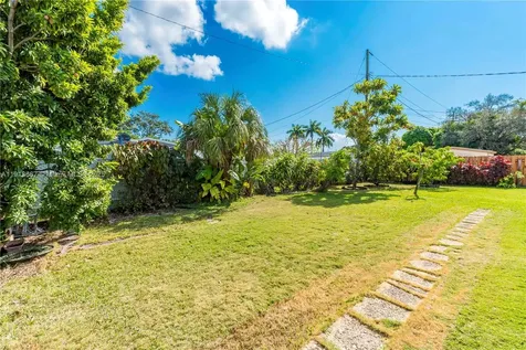 16001 SW 98th Avenue Miami FL 33157