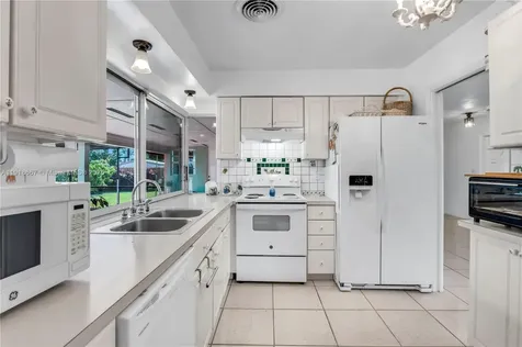 16001 SW 98th Avenue Miami FL 33157