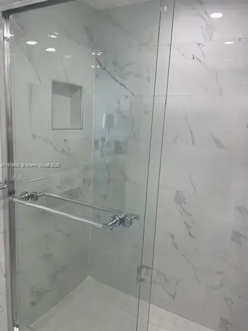 16909 N Bay Road Sunny Isles Beach FL 33160