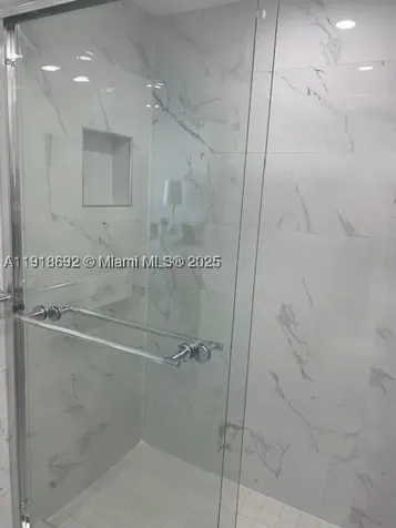 16909 N Bay Road Sunny Isles Beach FL 33160