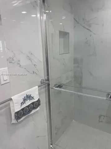 16909 N Bay Road Sunny Isles Beach FL 33160