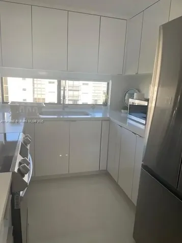 16909 N Bay Road Sunny Isles Beach FL 33160