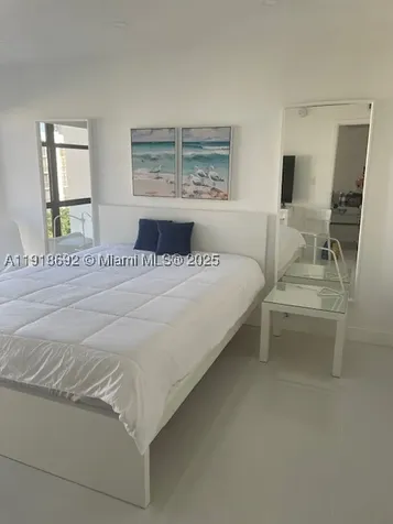16909 N Bay Road Sunny Isles Beach FL 33160