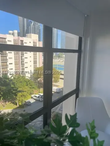 16909 N Bay Road Sunny Isles Beach FL 33160