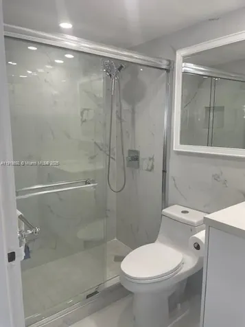 16909 N Bay Road Sunny Isles Beach FL 33160