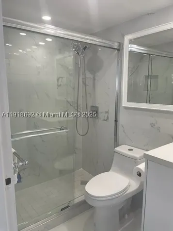16909 N Bay Road Sunny Isles Beach FL 33160