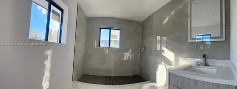 2041 NW 190th Terrace Miami Gardens FL 33056