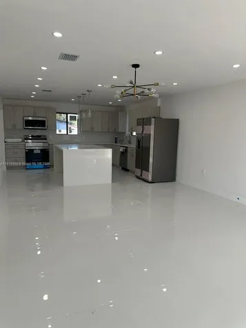 2041 NW 190th Terrace Miami Gardens FL 33056