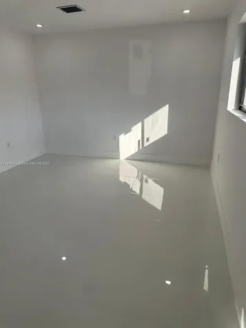 2041 NW 190th Terrace Miami Gardens FL 33056