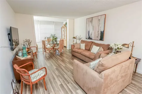 9150 Lime Bay Boulevard Tamarac FL 33321