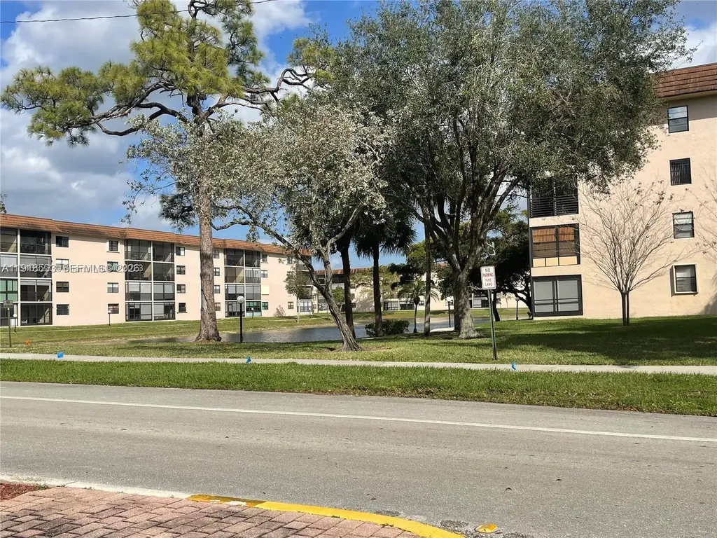 4940 E Sabal Palm Boulevard Tamarac FL 33319