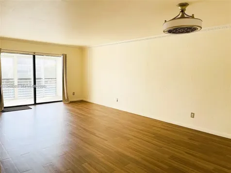 4940 E Sabal Palm Boulevard Tamarac FL 33319