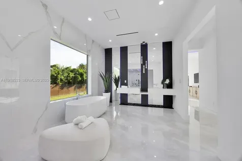 9790 SW 62nd Street Miami FL 33173