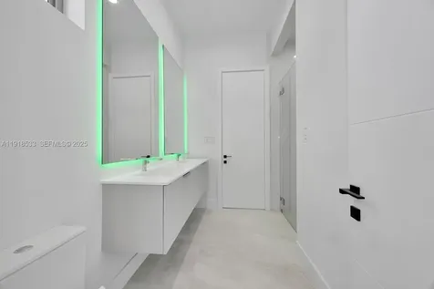 9790 SW 62nd Street Miami FL 33173