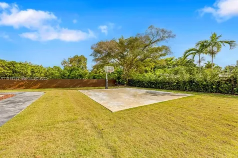 9790 SW 62nd Street Miami FL 33173