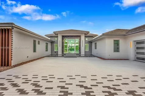 9790 SW 62nd Street Miami FL 33173