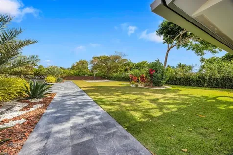 9790 SW 62nd Street Miami FL 33173