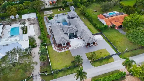 9790 SW 62nd Street Miami FL 33173