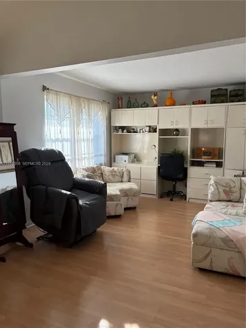 7809 NW 192nd Street Hialeah FL 33015